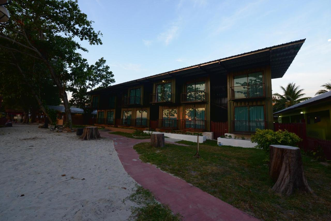Delta Chenang Resort 珍南海滩 外观 照片