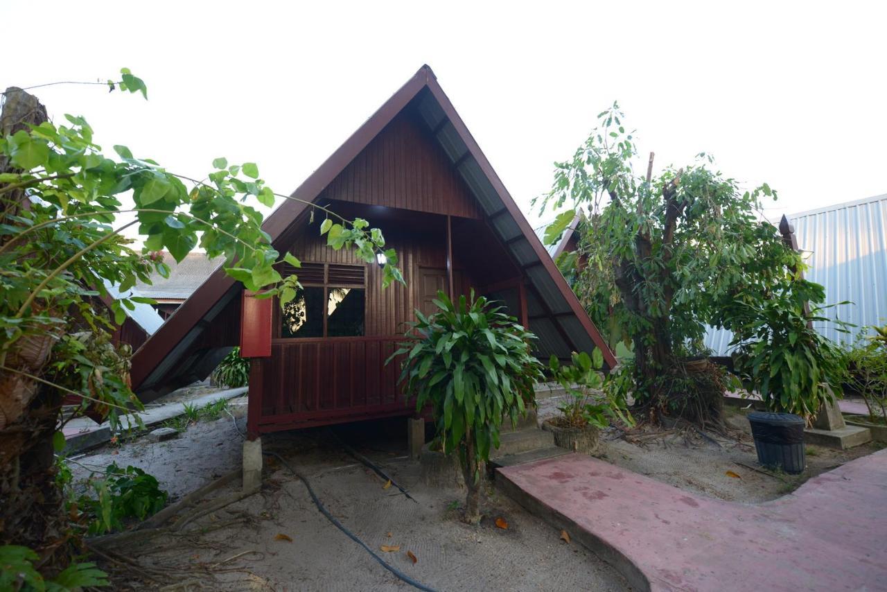 Delta Chenang Resort 珍南海滩 外观 照片