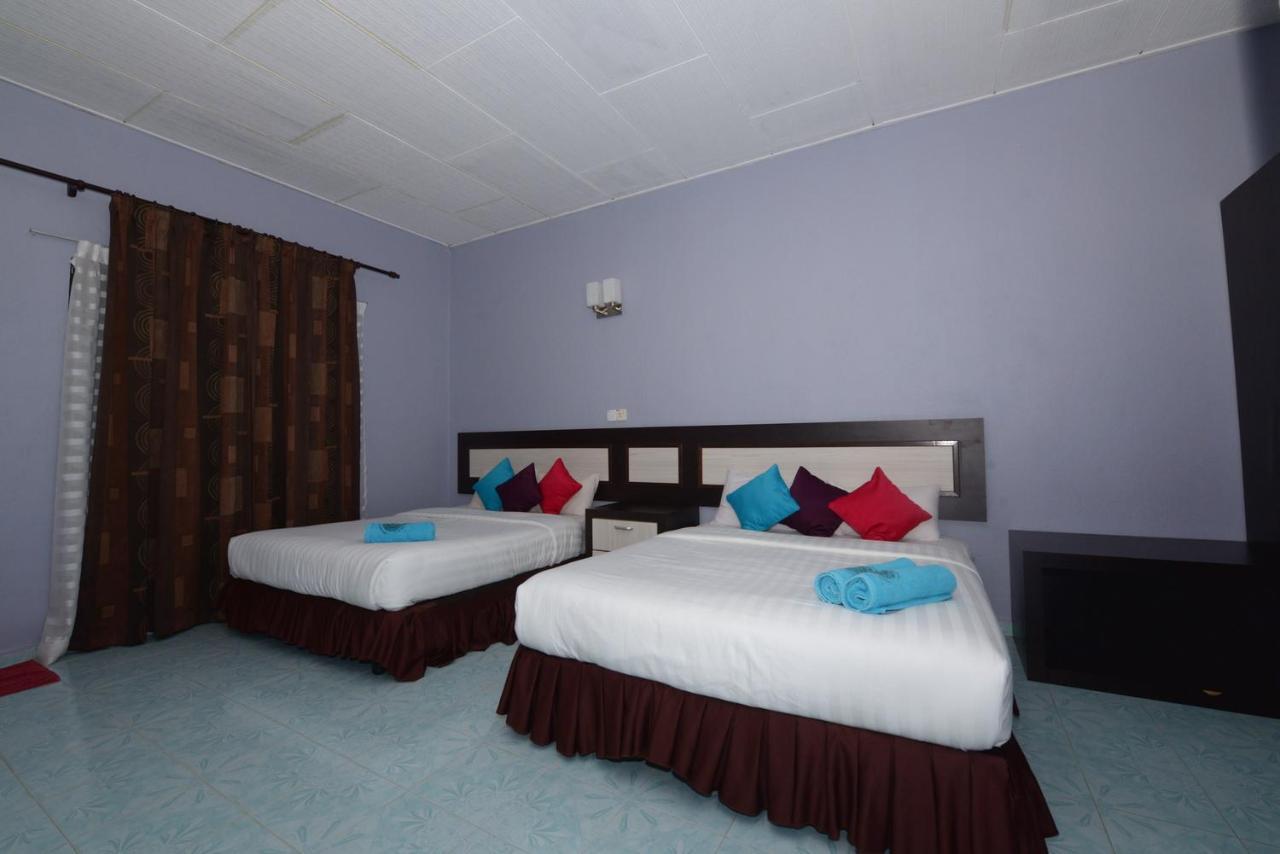 Delta Chenang Resort 珍南海滩 外观 照片