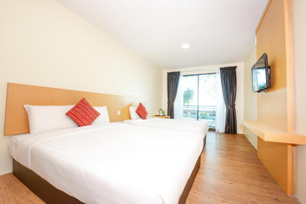Delta Chenang Resort 珍南海滩 外观 照片