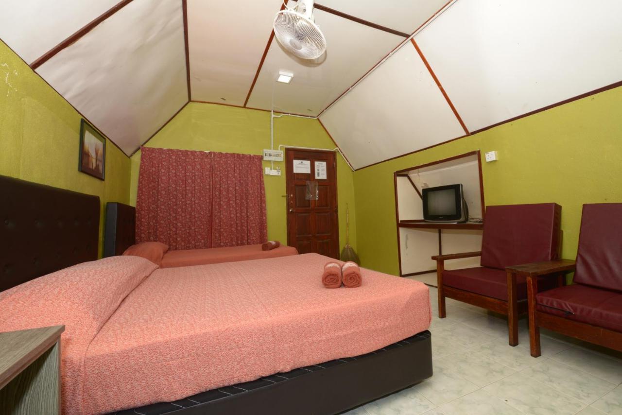 Delta Chenang Resort 珍南海滩 外观 照片